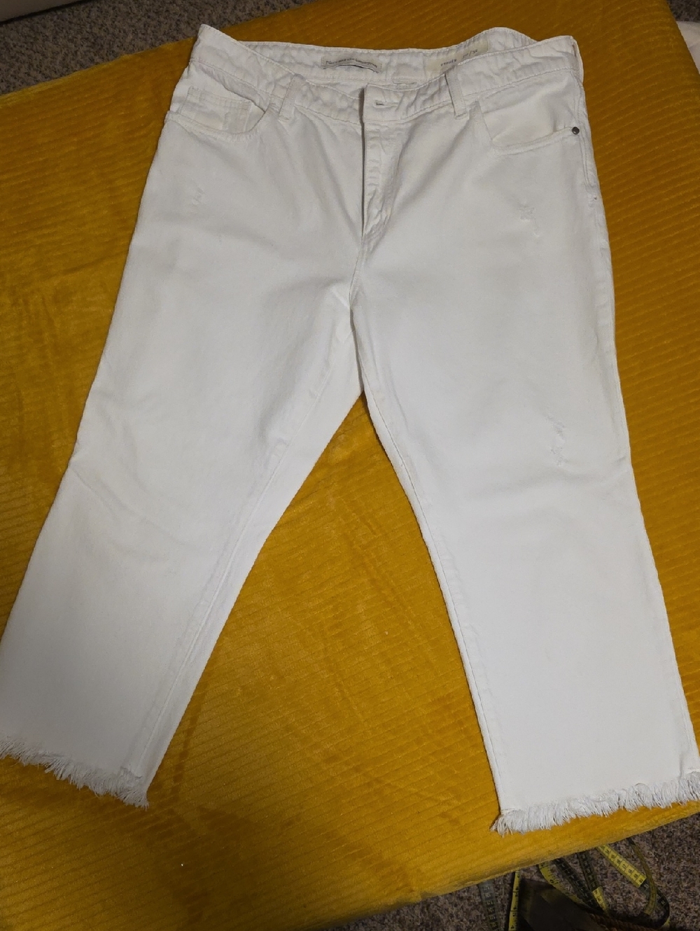 Pilcro and the Letterpress White Cropped Frayed-Hem Jeans